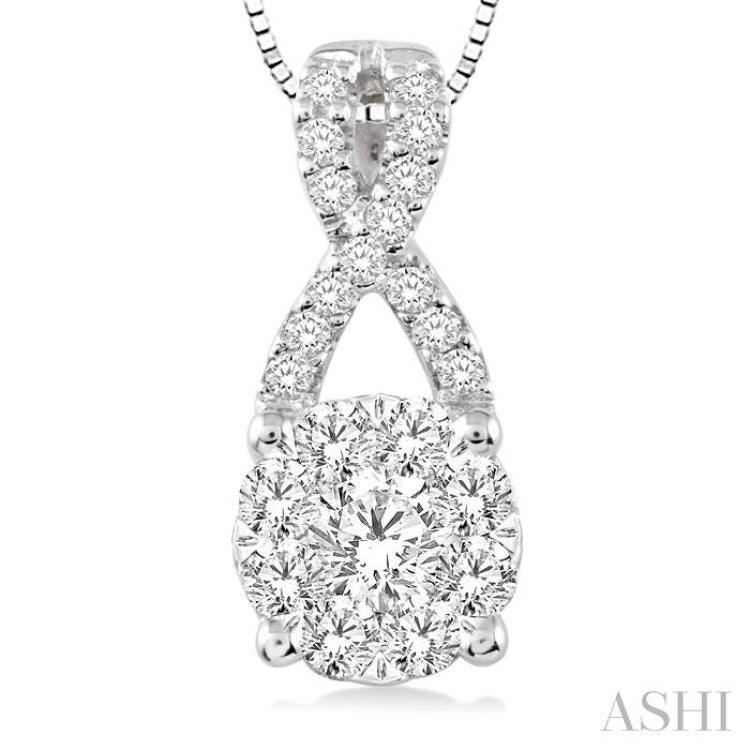 1/4 Ctw Lovebright Round Cut Diamond Pendant in 14K White Gold with Chain 1/4 Ctw Lovebright Round Cut Diamond Pendant in 14K White Gold with Chain