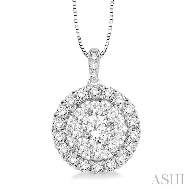 1 Ctw Round Cut Diamond Lovebright Pendant in 14K White Gold with Chain 1 Ctw Round Cut Diamond Lovebright Pendant in 14K White Gold with Chain