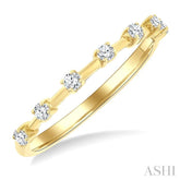 1/5 Ctw Round Cut Diamond Fashion Band in 10K Yellow Gold