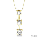1/2 Ctw Three Stone Round Cut Diamond Pendant in 14K Yellow Gold with Chain