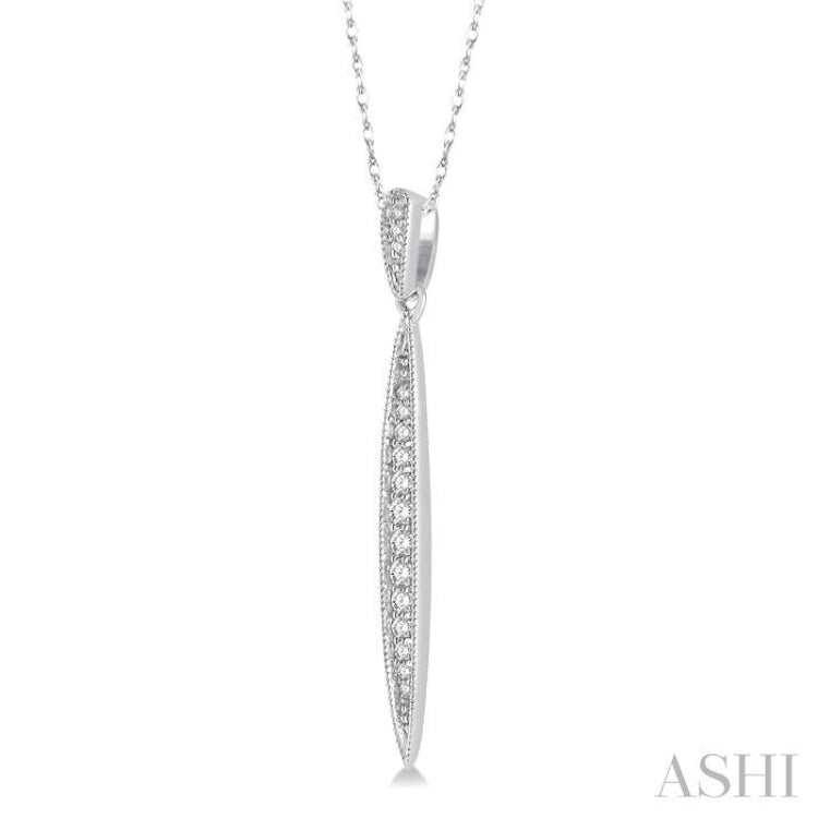 1/6 Ctw Spike Round Cut Diamond Pendant With Link Chain in 10K White Gold 1/6 Ctw Spike Round Cut Diamond Pendant With Link Chain in 10K White Gold