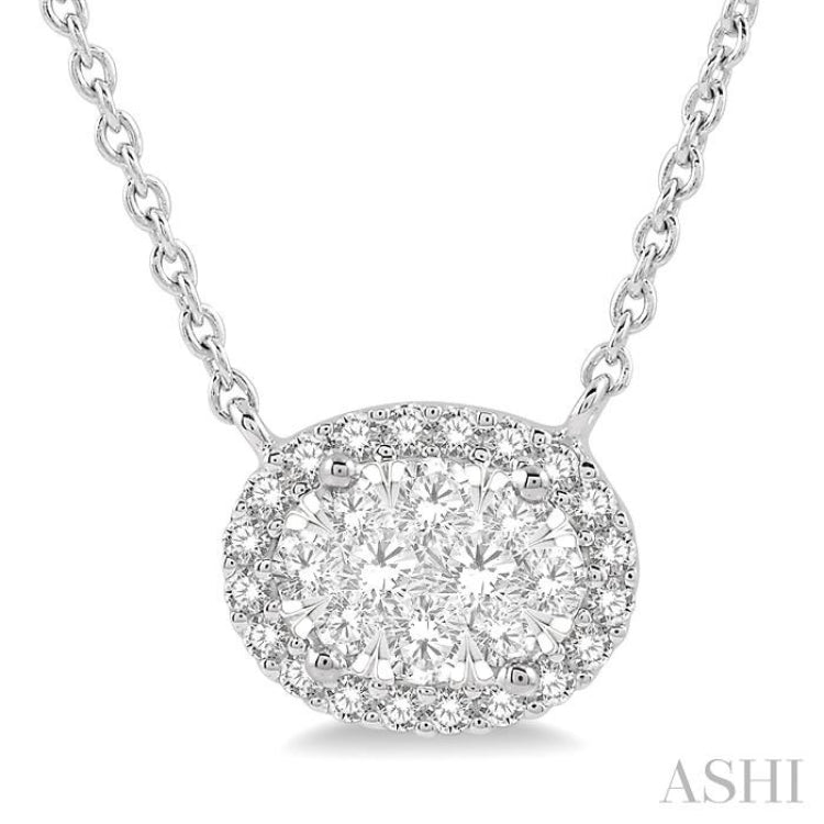1/3 Ctw Oval Shape Round Cut Diamond Lovebright Pendant With Chain in 14K White Gold 1/3 Ctw Oval Shape Round Cut Diamond Lovebright Pendant With Chain in 14K White Gold