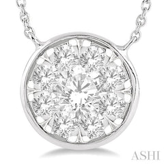 1/2 Ctw Round Shape Lovebright Diamond Pendant With Chain in 14K White Gold 1/2 Ctw Round Shape Lovebright Diamond Pendant With Chain in 14K White Gold