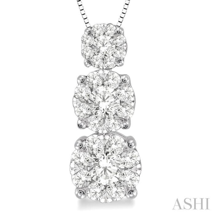 1/2 Ctw Diamond Lovebright Pendant in 14K White Gold with Chain 1/2 Ctw Diamond Lovebright Pendant in 14K White Gold with Chain