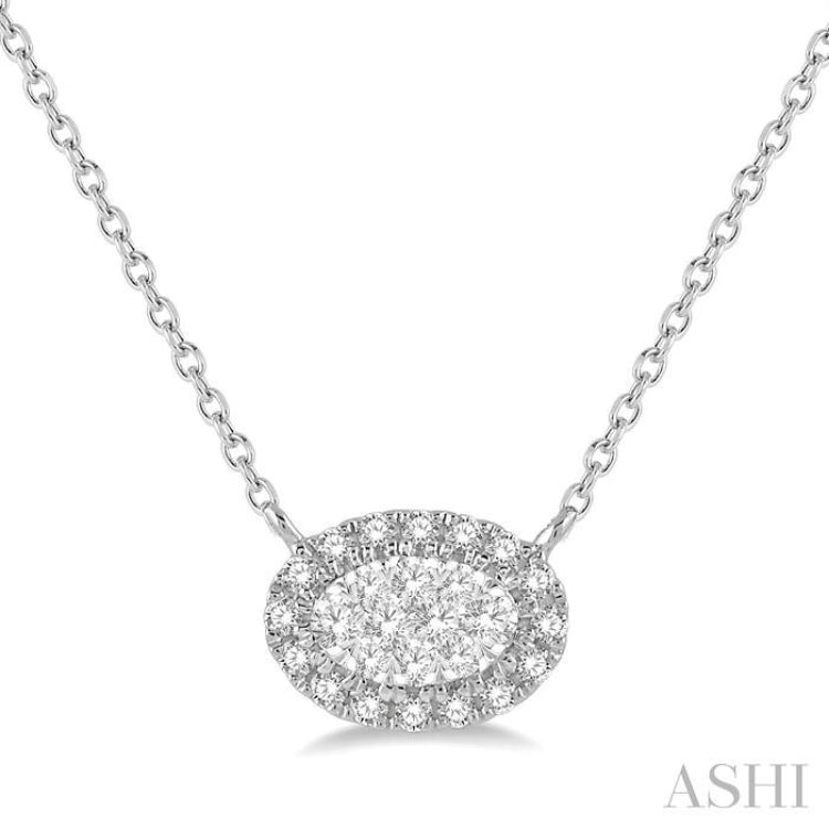 1/2 Ctw Oval Shape Round Cut Diamond Lovebright Pendant With Chain in 14K White Gold 1/2 Ctw Oval Shape Round Cut Diamond Lovebright Pendant With Chain in 14K White Gold