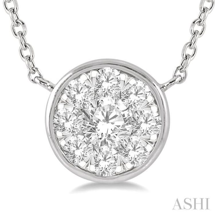 1/3 Ctw Round Shape Lovebright Diamond Pendant With Chain in 14K White Gold 1/3 Ctw Round Shape Lovebright Diamond Pendant With Chain in 14K White Gold