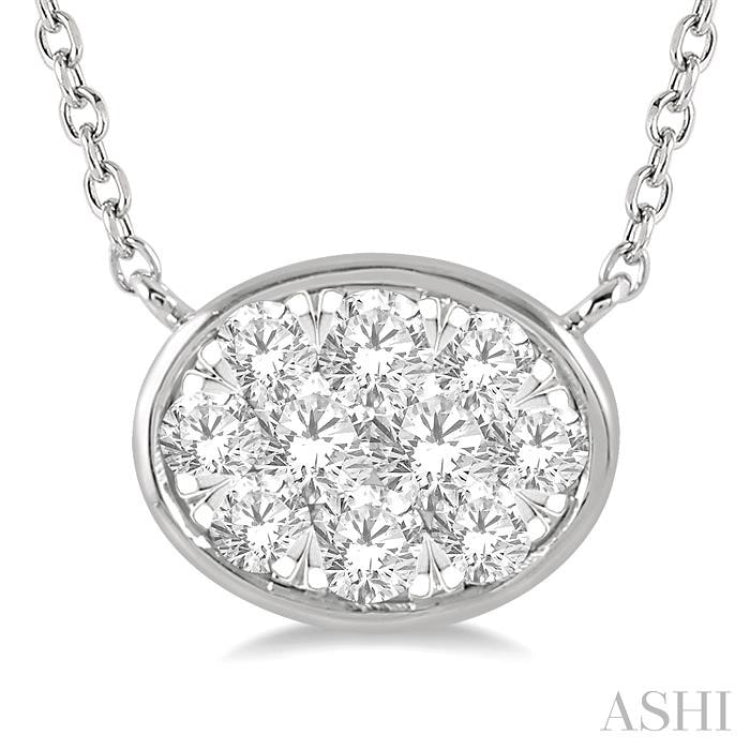 1/3 Ctw Oval Shape Lovebright Diamond Pendant With Chain in 14K White Gold 1/3 Ctw Oval Shape Lovebright Diamond Pendant With Chain in 14K White Gold