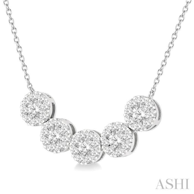 1/2 Ctw 5-Stone Circular Mount Lovebright Round Cut Diamond Necklace in 14K White Gold 1/2 Ctw 5-Stone Circular Mount Lovebright Round Cut Diamond Necklace in 14K White Gold