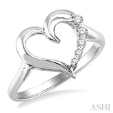 1/10 Ctw Round Cut Diamond Journey Heart Ring in 14K White Gold