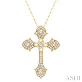 1/4 Ctw Cross Round Cut Diamond Fashion Pendant With Chain in 14K Yellow Gold