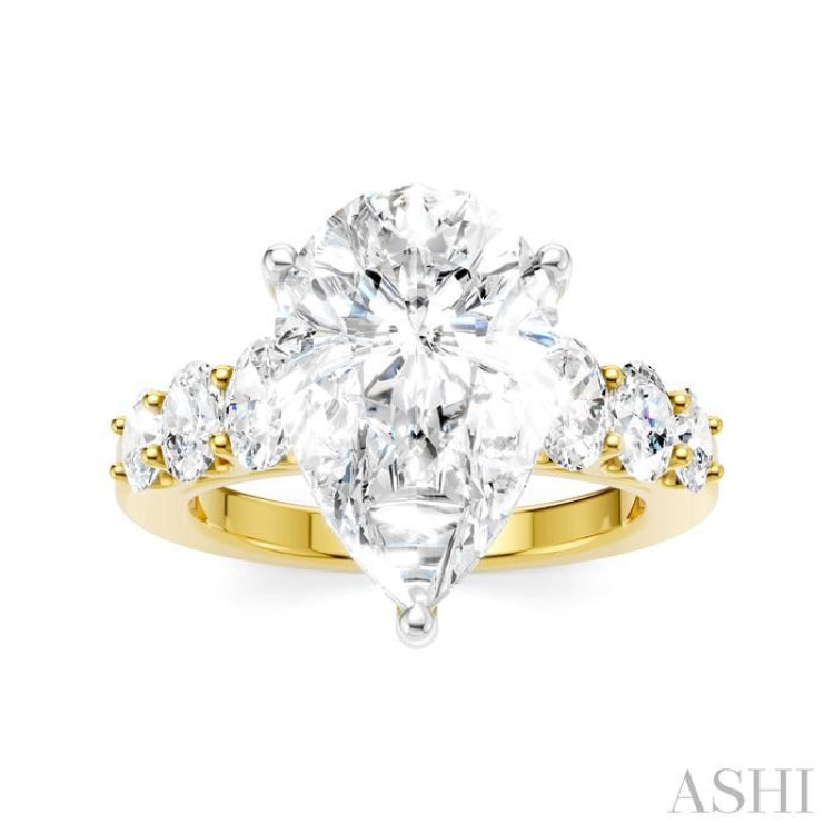 1 1/4 Ctw Pers Shape Oval and Round Cut Diamond Semi-Mount Engagement Ring in 14K Yellow and White Gold