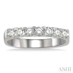 3/4 Ctw 7 Stone Round Cut Diamond Wedding Band in 14K White Gold