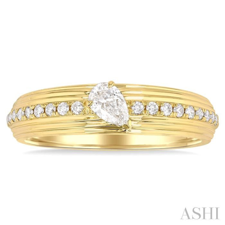 1/3 Ctw Textured Shank Tilted Pear and Round Cut Diamond Fashion Band in 14K Yellow Gold