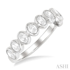 7/8 Ctw North-South Oval Diamond Band in 14K White Gold
