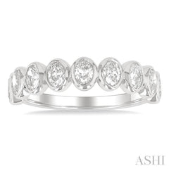 7/8 Ctw North-South Oval Diamond Band in 14K White Gold