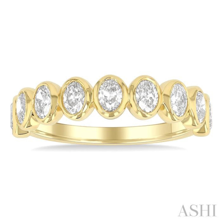 7/8 Ctw North-South Oval Diamond Band in 14K Yellow Gold
