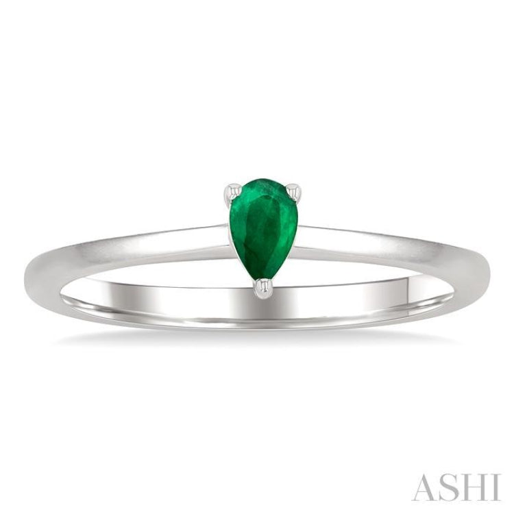 5x3 MM Pear shape Emerald Precious Solitaire Ring in 14K White Gold