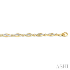 1/3 Ctw Round Cut Diamond Marquise Fashion Bracelet in 10K Yellow Gold