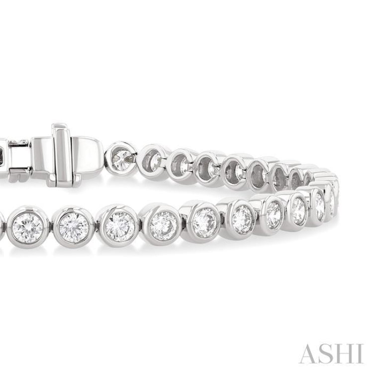 4 1/5 Ctw East-West Bezel Set Round Cut Diamond Tennis Bracelet in 14K White Gold