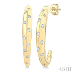 1/5 Ctw Round Cut Diamond Mosaic Half Hoop Earrings in 10K Yellow Gold