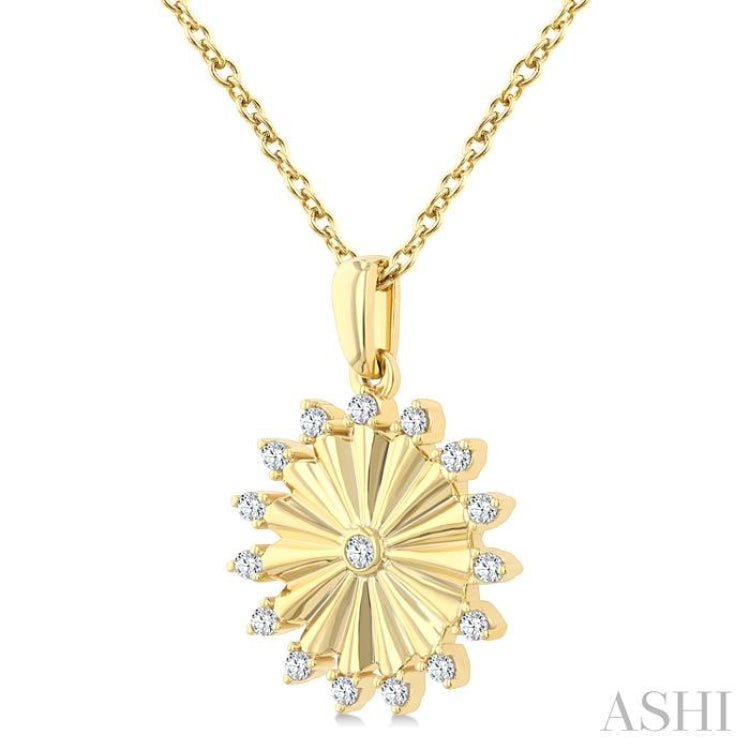 1/5 Ctw Round Cut Diamond Circle Fluted Fashion Pendant With Chain in 10K Yellow Gold