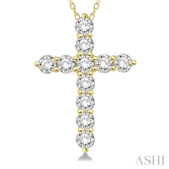 3/4 Ctw Round Cut Diamond Cross Pendant With Chain in 14K Yellow Gold