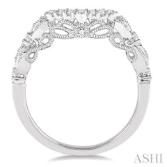 1/5 Ctw Round Cut Diamond Wedding Band in 14K White Gold
