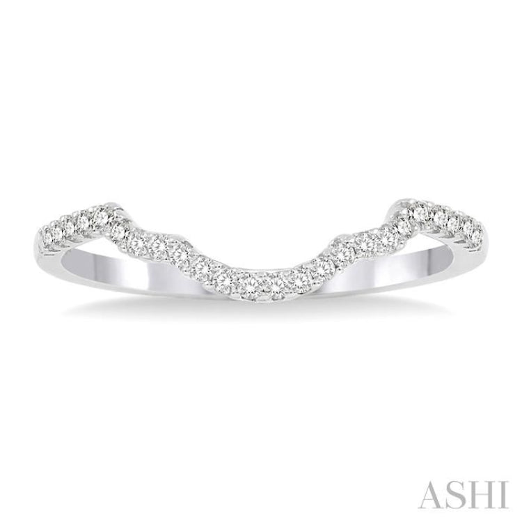 1/20 Ctw Round Cut Diamond Wedding Band in 14K White Gold