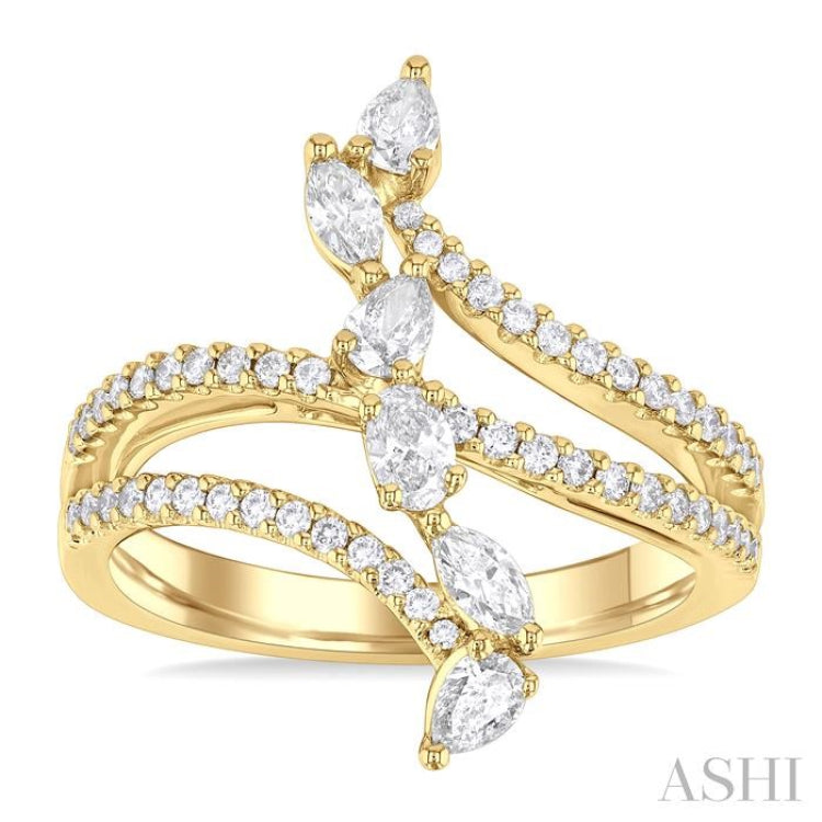 3/4 Ctw Three-Way Split Shank Mixed Diamond Cut Fashion Ring in 14K Yellow Gold
