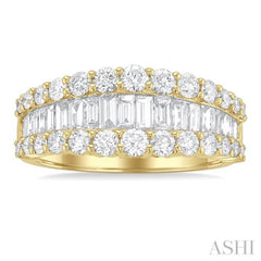 1 5/8 Ctw Baguette and Round Cut Diamond Fashion Band in 14K Yellow Gold