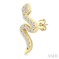1/8 Ctw Petite Snake Round Cut Diamond Fashion Stud Earrings in 10K Yellow Gold