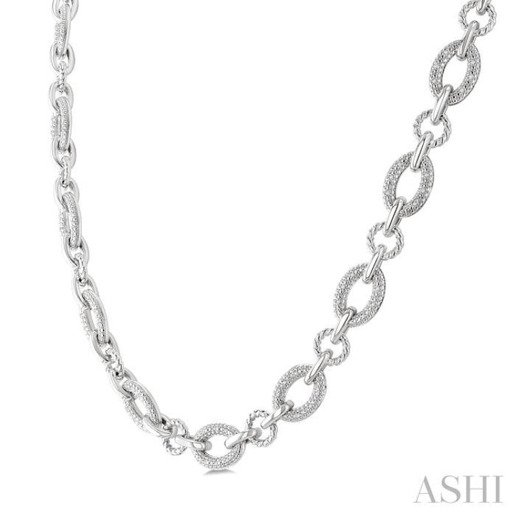 1/4 Ctw Single Cut Diamond Bold Oval Shape Rope Link Necklace in Sterling Silver