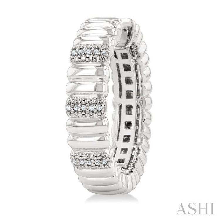 1/10 Ctw Wide Ribbed Plain Polished and Round Cut Diamond Bold Fashion Hoop Earrings in Sterling Silver