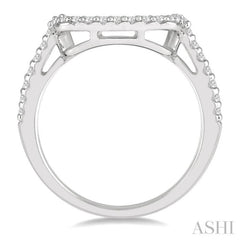 1/4 Ctw Round Cut Diamond Wedding Band in 14K White Gold