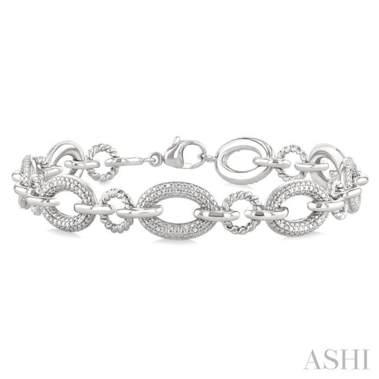 1/10 Ctw Single Cut Diamond Bold Oval Shape Rope Link Bracelet in Sterling Silver