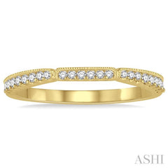 1/5 Ctw Round Cut Diamond Wedding Band in 14K Yellow Gold