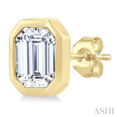 3/8 Ctw Emerald Pie Cut Diamond Fashion Stud Earring in 14K Yellow Gold