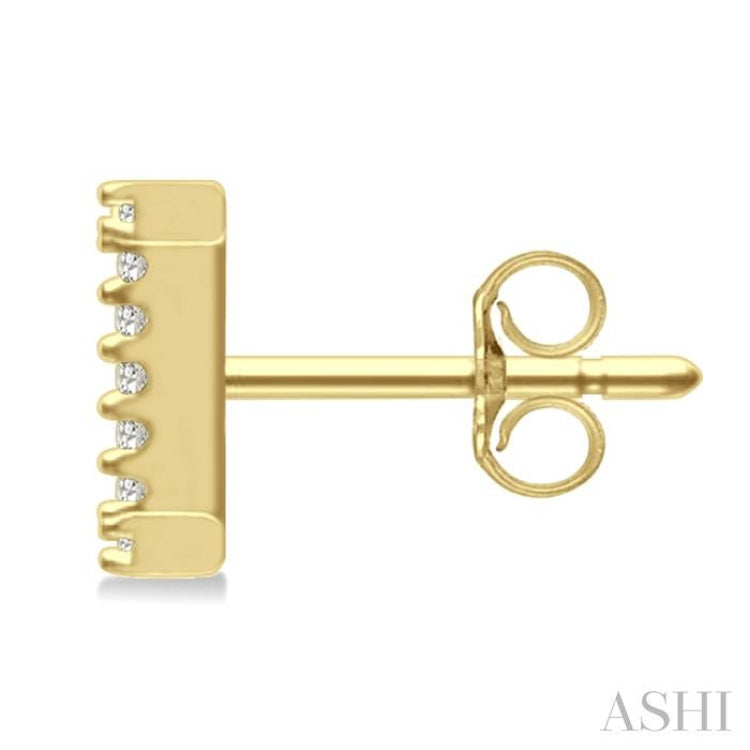 1/10 Ctw Initial 'I' Single Cut Diamond Earrings in 10K Yellow Gold