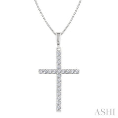 1/4 Ctw Round Cut Diamond Cross Fashion Pendant With Chain in 14K White Gold