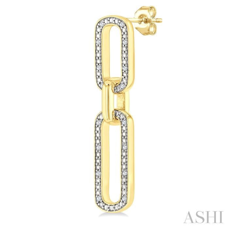 1/10 Ctw Bold Paperclip Round Cut Diamond Fashion Earrings in Yellow Gold Vermeil