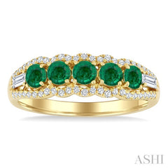 3.1 MM Round Emerald and 1/4 Ctw Baguette and Round Cut Diamond 5-Stone Precious Ring in 14K Yellow Gold