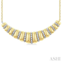 1/10 Ctw Bold Puff Ribbed Curve Round Cut Diamond Fashion Pendant With Chain in Yellow Gold Vermeil