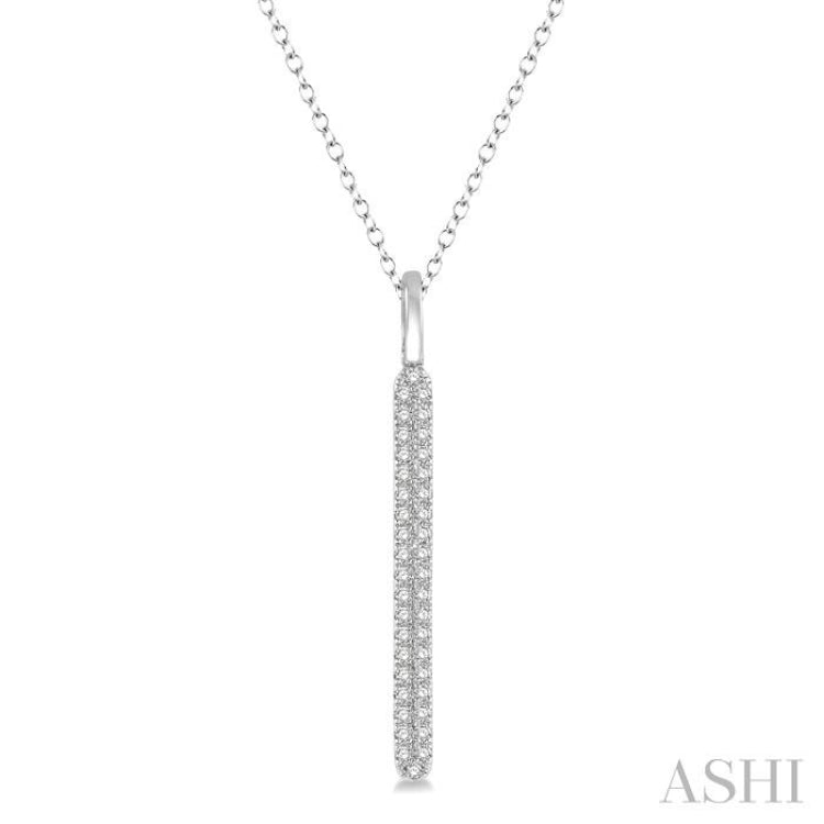 1/4 Ctw Rounded Bar Round Cut Diamond Pendant With Chain in 14K White Gold
