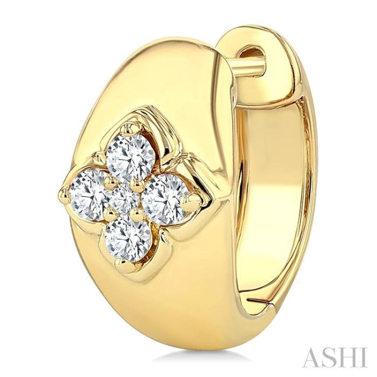 1/4 Ctw Blossom Center Round Cut Diamond Huggie Fashion Earrings in 14K Yellow Gold