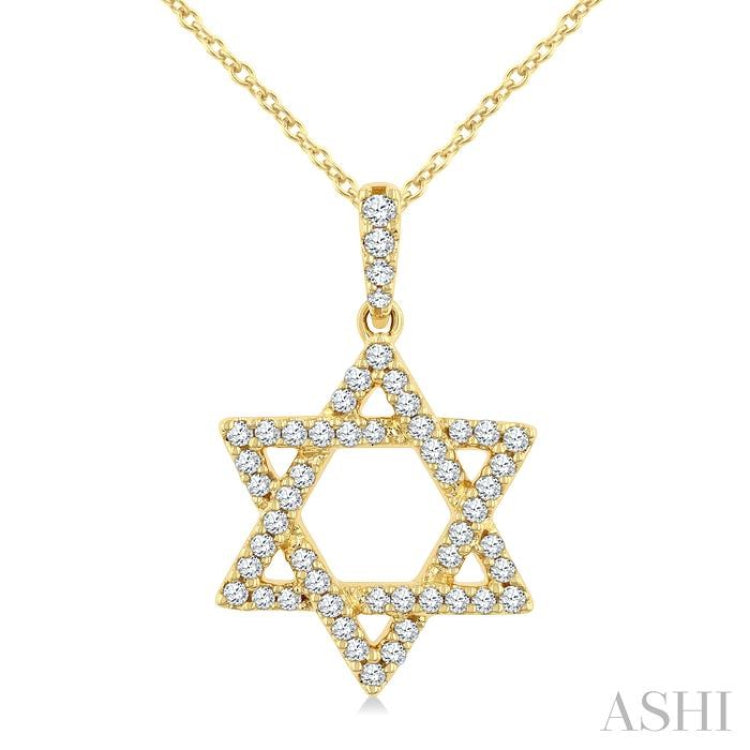 1/4 Ctw Star Of David Round Cut Diamond Fashion Pendant With Chain in 14K Yellow Gold