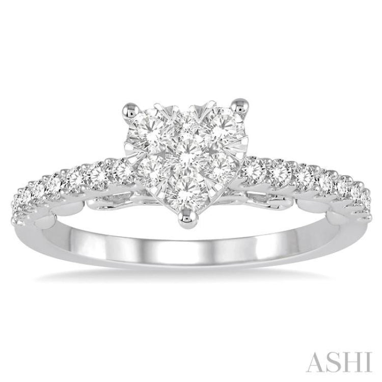 5/8 Ctw Round Cut Diamond Heart Shaped Lovebright Ring in 14K White Gold