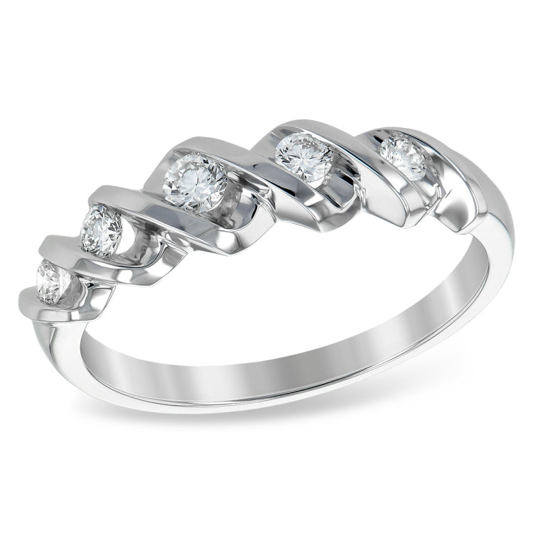 14KT Gold Ladies Wedding Ring