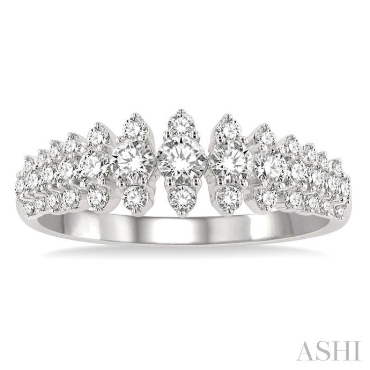 3/4 Ctw Graduated Round Cut Waterfall Diamond Fashion Band in 14K White Gold