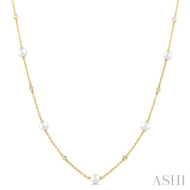 1/8 Ctw 3 MM Cultured Pearl and Round Cut Diamond Station Necklace in 14K Yellow Gold