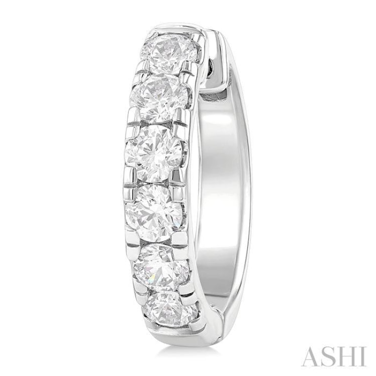 1 1/2 Ctw Round Cut Diamond Hoop Earrings in 14K White Gold